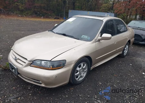 2001 Honda Accord 2.3 Ex z USA, uszkodzony, nr VIN 1HGCG66841A137531